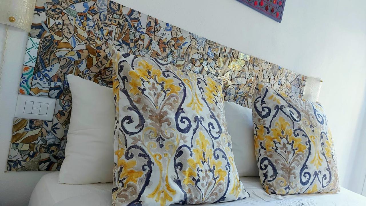 Vfh Villa Flavia Eco B&B - 50 Metri Dal Mare Santa Flavia Exteriör bild