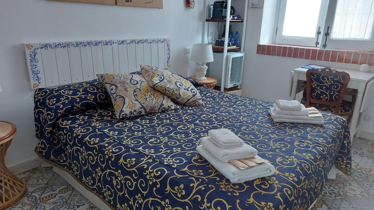 Vfh Villa Flavia Eco B&B - 50 Metri Dal Mare Santa Flavia Exteriör bild