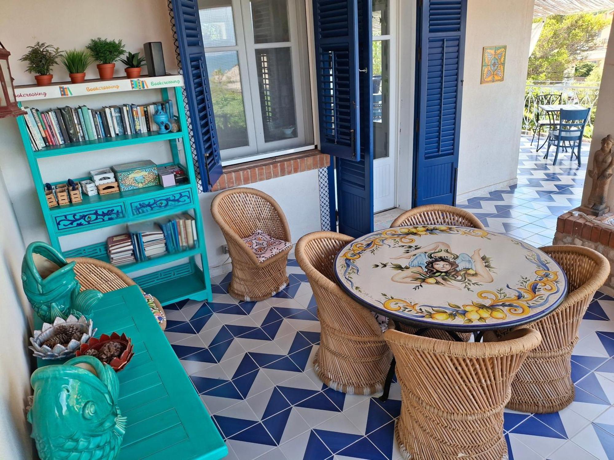 Vfh Villa Flavia Eco B&B - 50 Metri Dal Mare Santa Flavia Exteriör bild